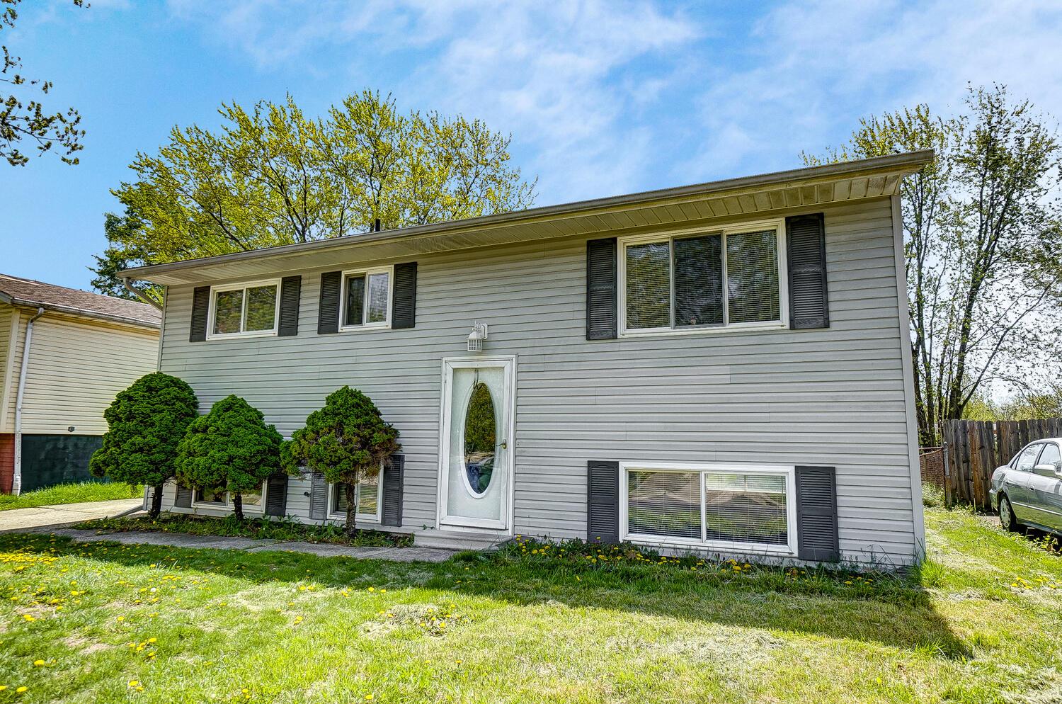 4512 Collingdale Road Columbus, OH 43231 - Photo 1 of 28 Gallery Image 1