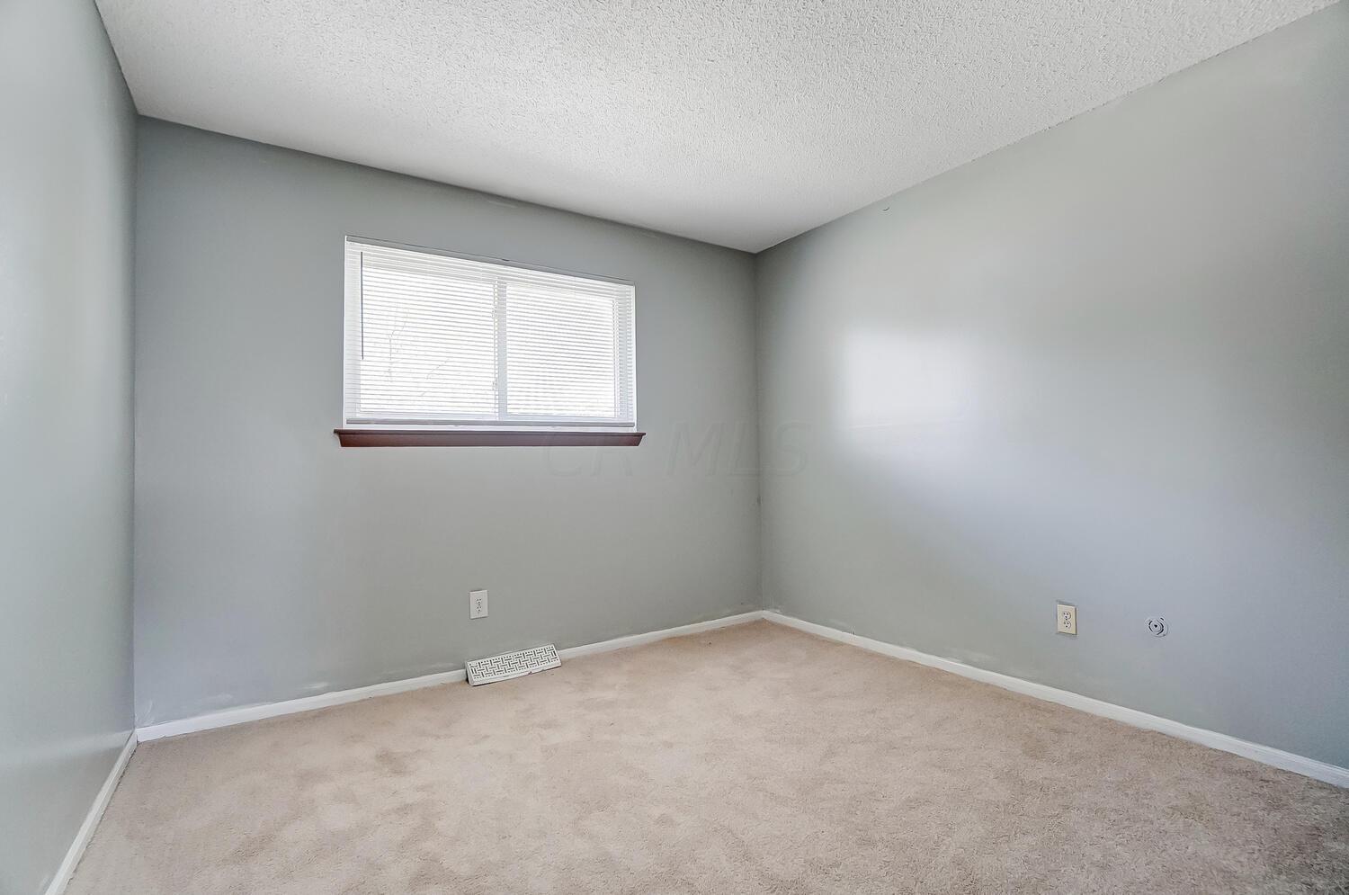 4512 Collingdale Road Columbus, OH 43231 - Photo 18 of 28 Gallery Image 18