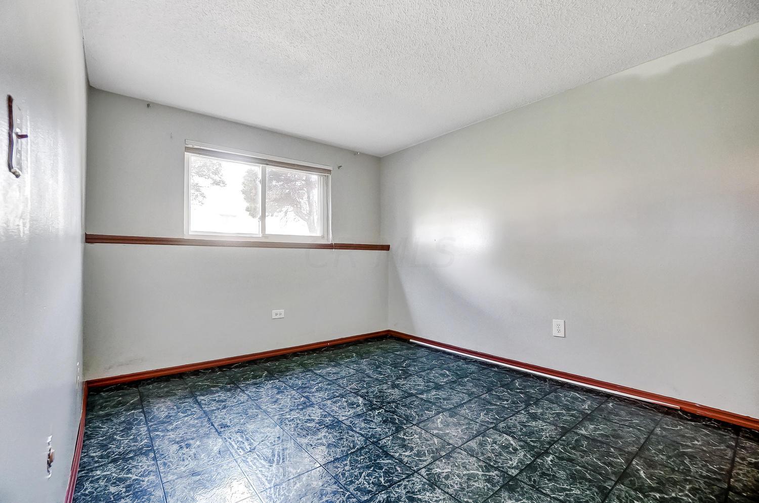 4512 Collingdale Road Columbus, OH 43231 - Photo 20 of 28 Gallery Image 20