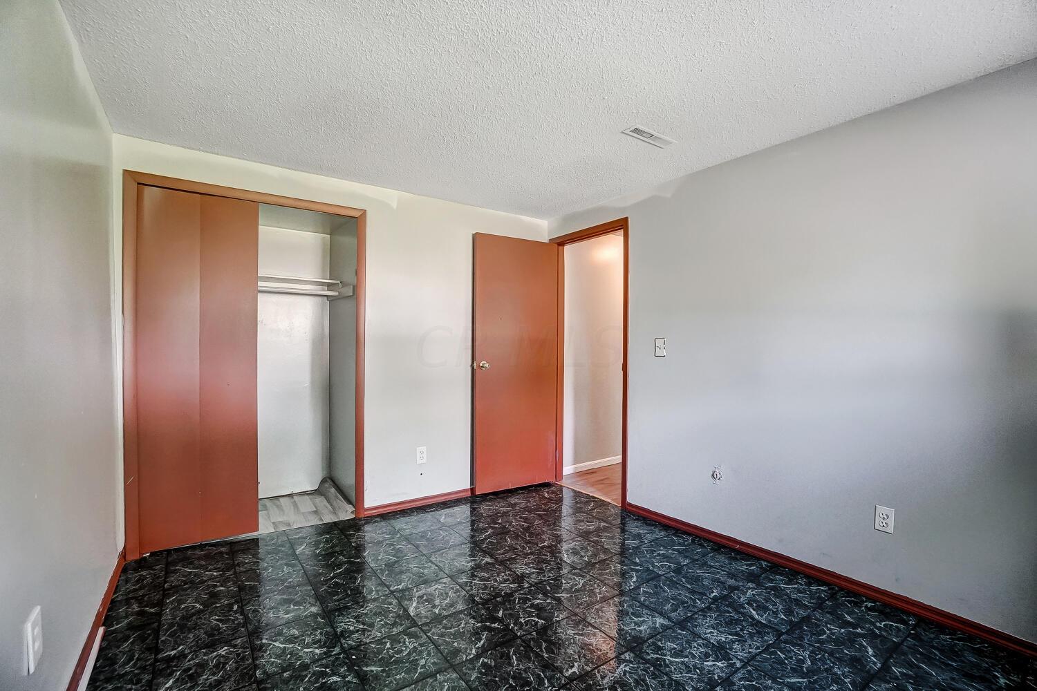 4512 Collingdale Road Columbus, OH 43231 - Photo 21 of 28 Gallery Image 21