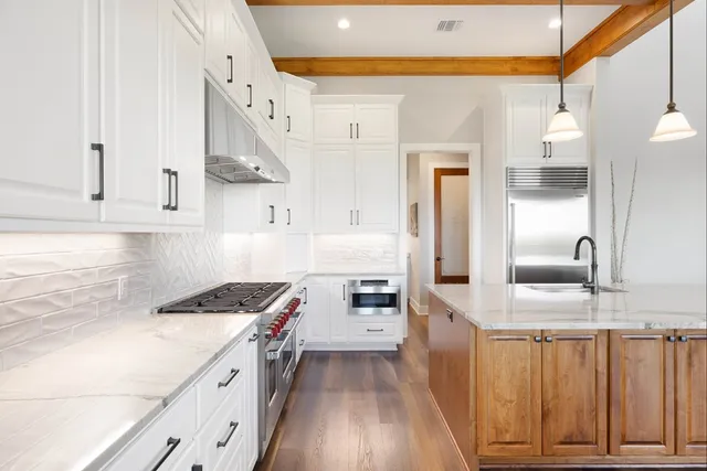 $1,699,000 | 234 Elk Run Cove, Unit 99, Blanco, TX 78606