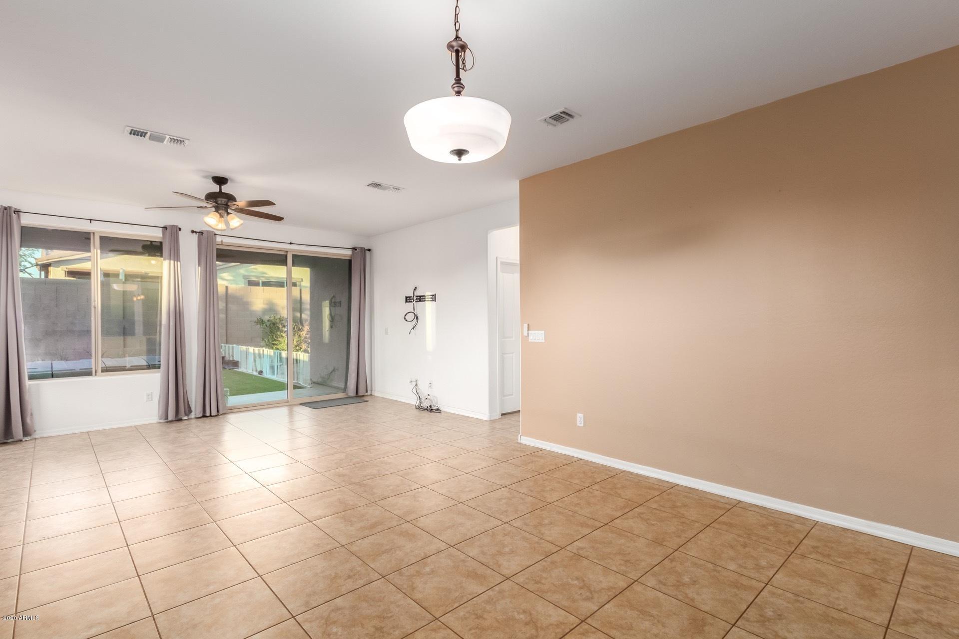 14452 West Wethersfield Road Surprise, AZ 85379 - Photo 5 of 41 0005-Wethersfield 18