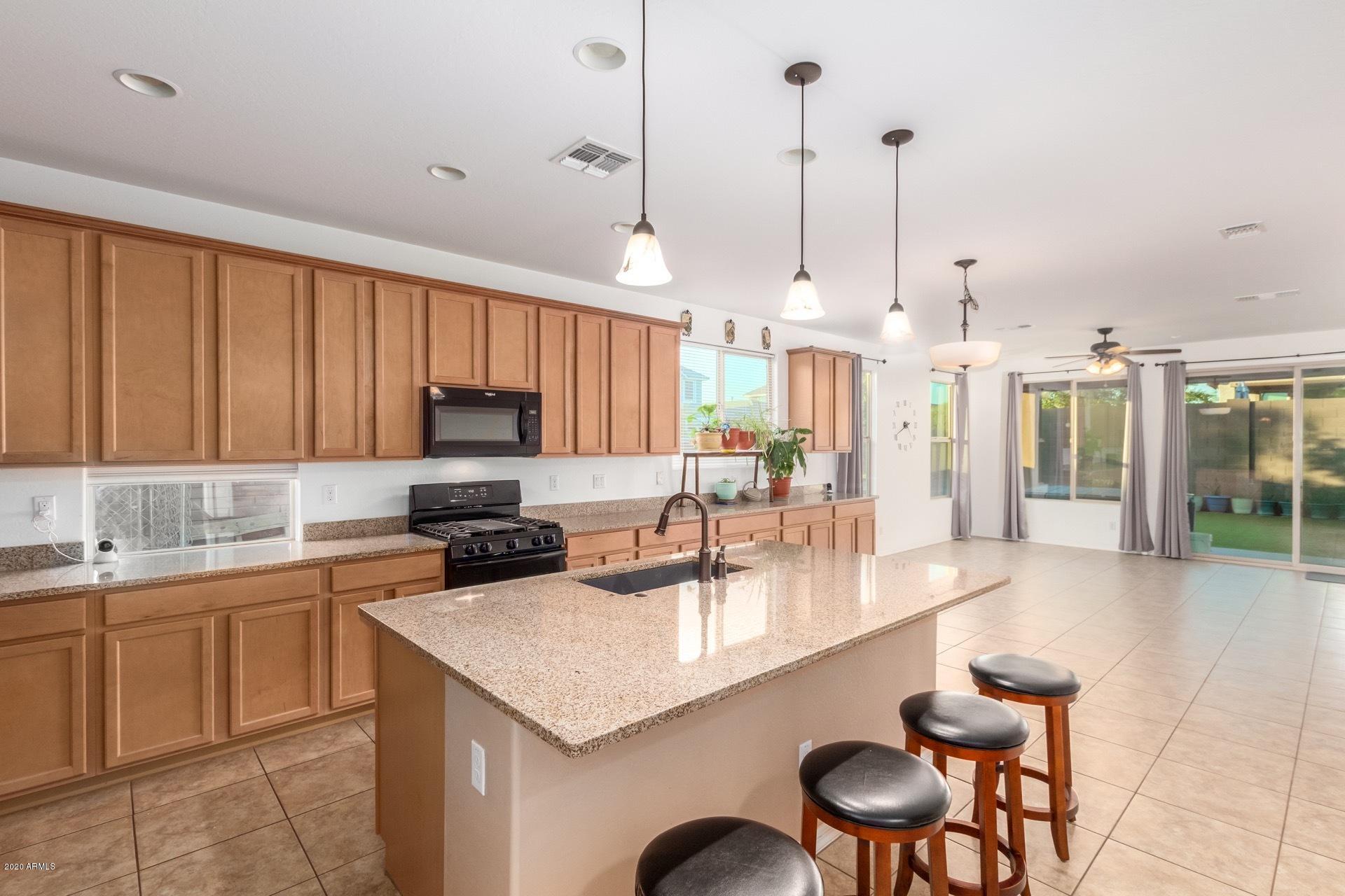 14452 West Wethersfield Road Surprise, AZ 85379 - Photo 6 of 41 0006-Wethersfield 14