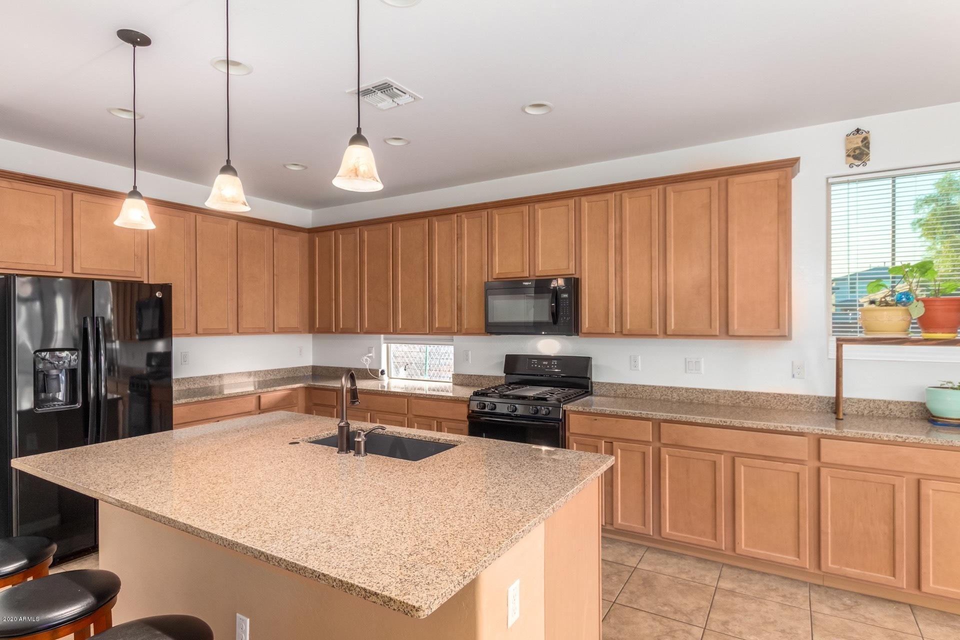 14452 West Wethersfield Road Surprise, AZ 85379 - Photo 8 of 41 0008-Wethersfield 16
