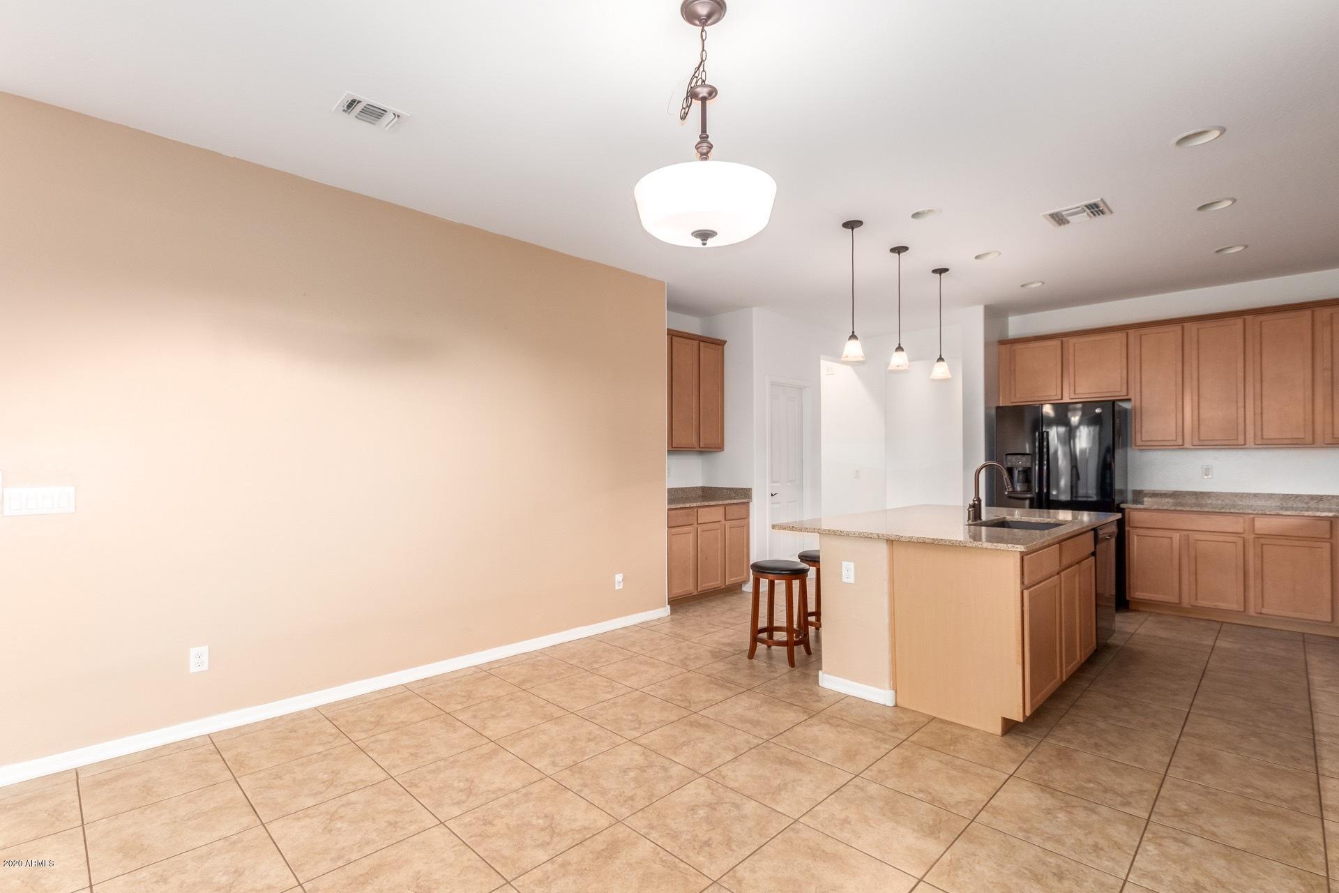 14452 West Wethersfield Road Surprise, AZ 85379 - Photo 10 of 41 0010-Wethersfield 20
