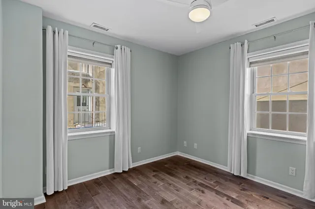 $765,000 | 828 South 5th Street, Philadelphia, PA 19147