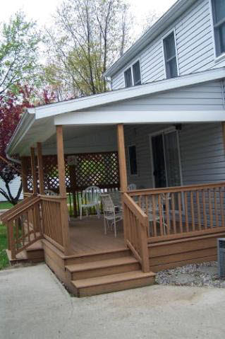 202 North Riverside Boulevard Goshen, IN 46526 - Photo 3 of 11 Gallery Image 3