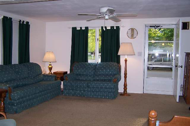202 North Riverside Boulevard Goshen, IN 46526 - Photo 5 of 11 Gallery Image 5