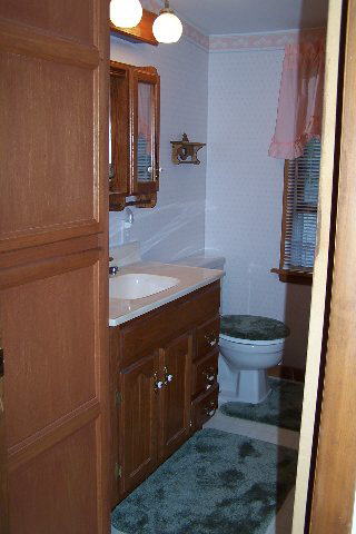 202 North Riverside Boulevard Goshen, IN 46526 - Photo 9 of 11 Gallery Image 9