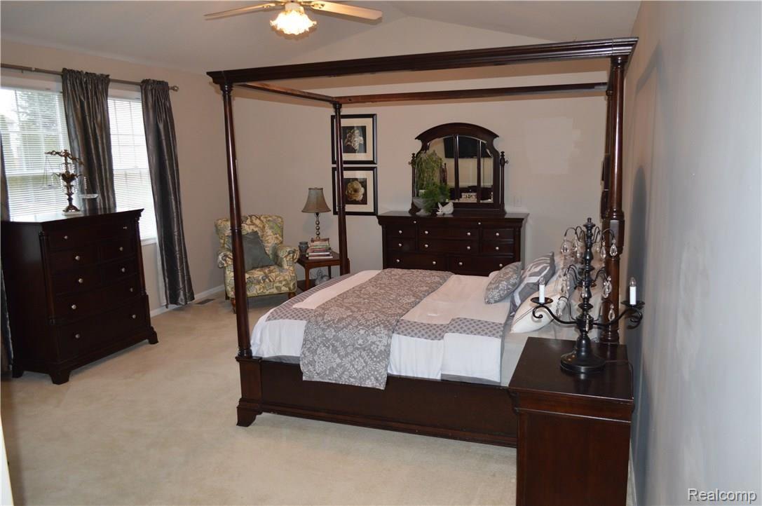 742 Caribou Court Rochester, MI 48307 - Photo 23 of 58 Master Bedrrom