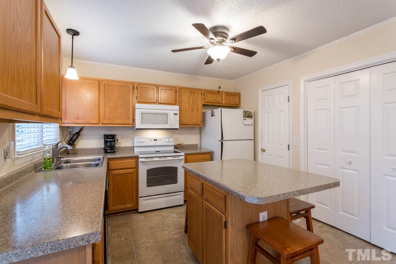 12405 Harcourt Drive Raleigh, NC 27613 - Photo 12 of 25 Gallery Image 12