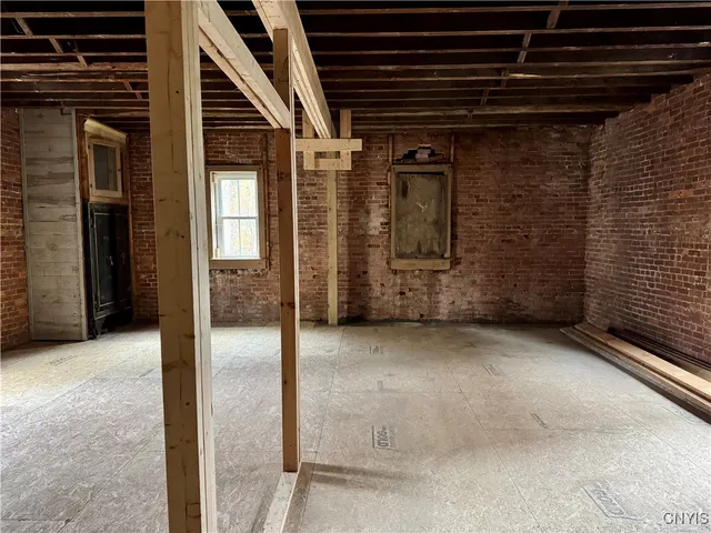 $79,000 | 7164 East Main Street, Leyden, NY 13433