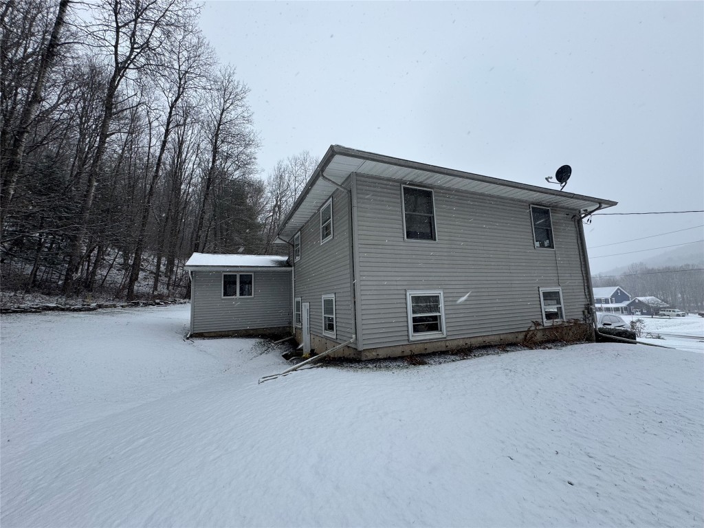196 King Road Greene, NY 13778 - Photo 5 of 26 Gallery Image 5