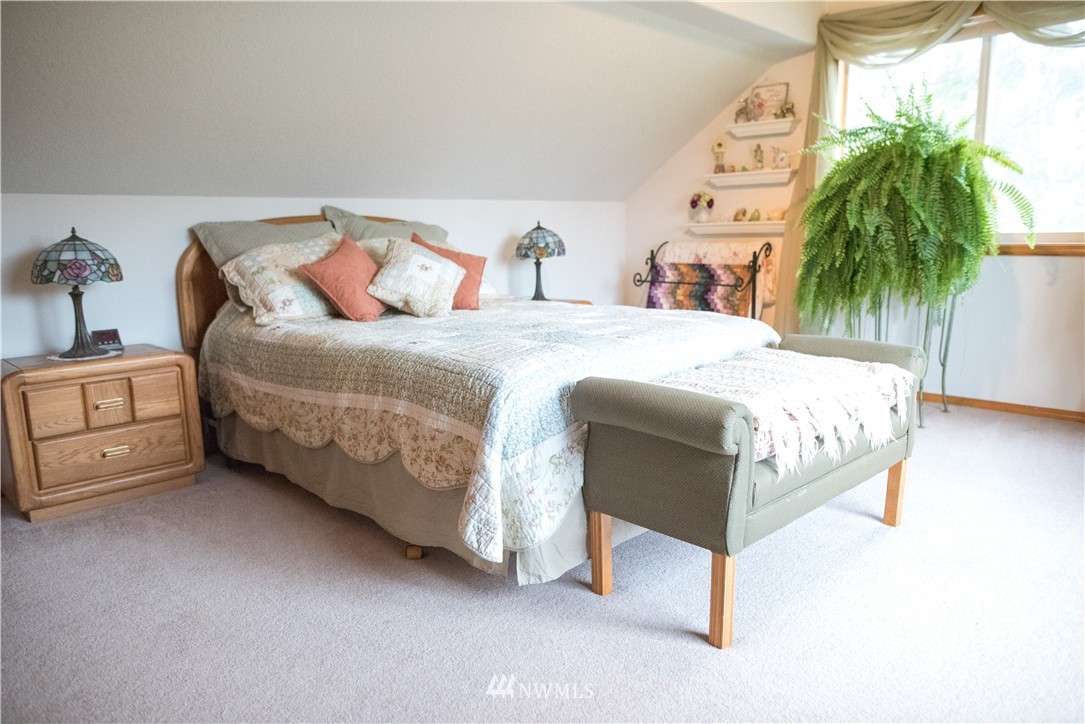 128 Easy Street Road Silverlake, WA 98645 - Photo 13 of 25 Gallery Image 13