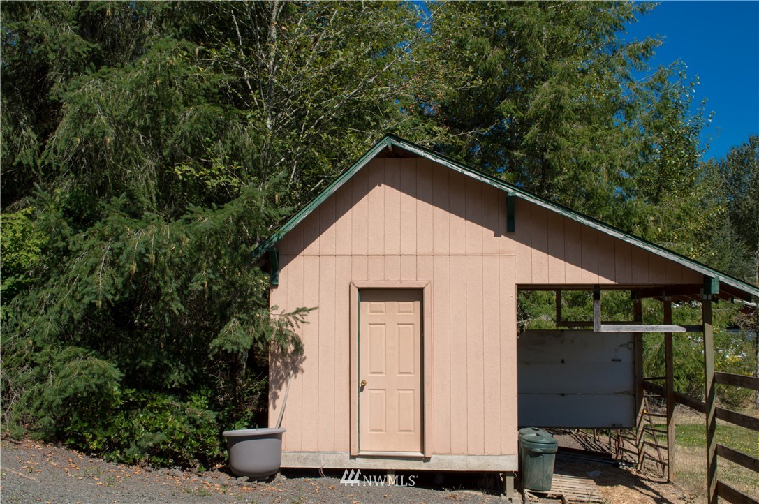 128 Easy Street Road Silverlake, WA 98645 - Photo 24 of 25 Gallery Image 24