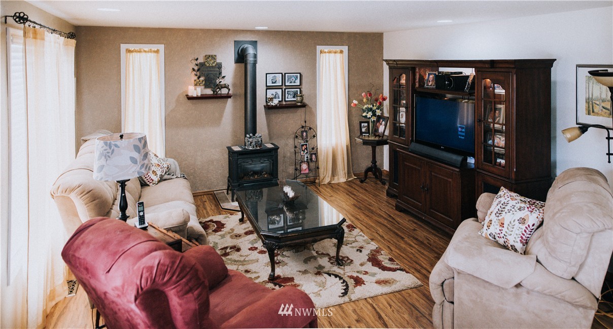 128 Easy Street Road Silverlake, WA 98645 - Photo 8 of 25 Gallery Image 8