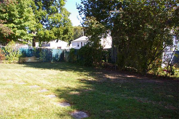 196 Durbeck Road Rockland, MA 02370 - Photo 17 of 18 Gallery Image 17
