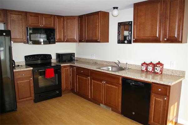 196 Durbeck Road Rockland, MA 02370 - Photo 5 of 18 Gallery Image 5