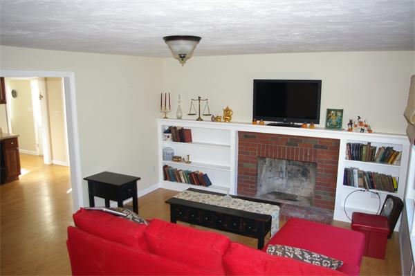 196 Durbeck Road Rockland, MA 02370 - Photo 10 of 18 Gallery Image 10