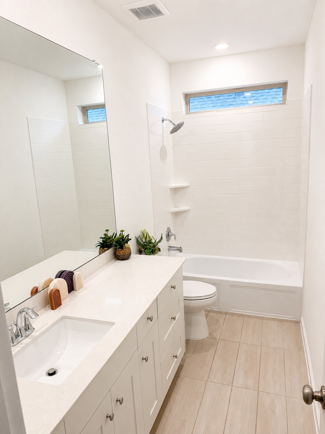 15520 Sunset Maple Court Conroe, TX 77302 - Photo 12 of 34 Full Bathroom