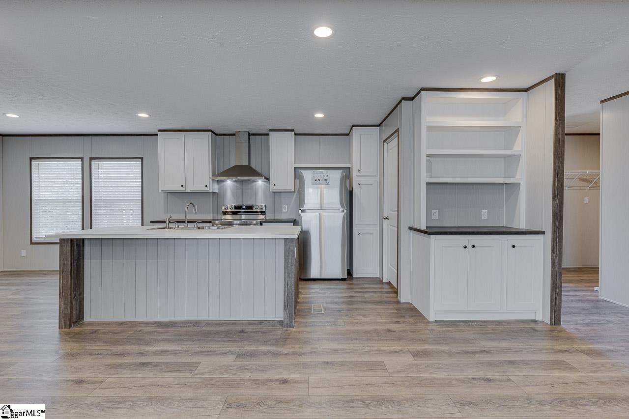 364 Bulman Road Roebuck, SC 29376 - Photo 10 of 35