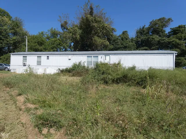 $140,000 | 10604 Zimmerman Road, Marysville, IN 47141