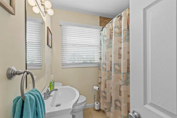 $495,000 | 200 Hughes Avenue, North Cape May, NJ 08204