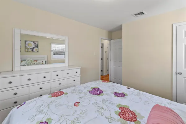 $495,000 | 200 Hughes Avenue, North Cape May, NJ 08204