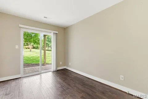 $169,900 | 9129 Wrenwood Lane, Brentwood, MO 63144