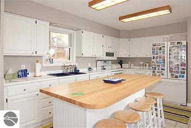 16731 Starke Road Arcadia, MI 49613 - Photo 12 of 35 1742589-11.JPG