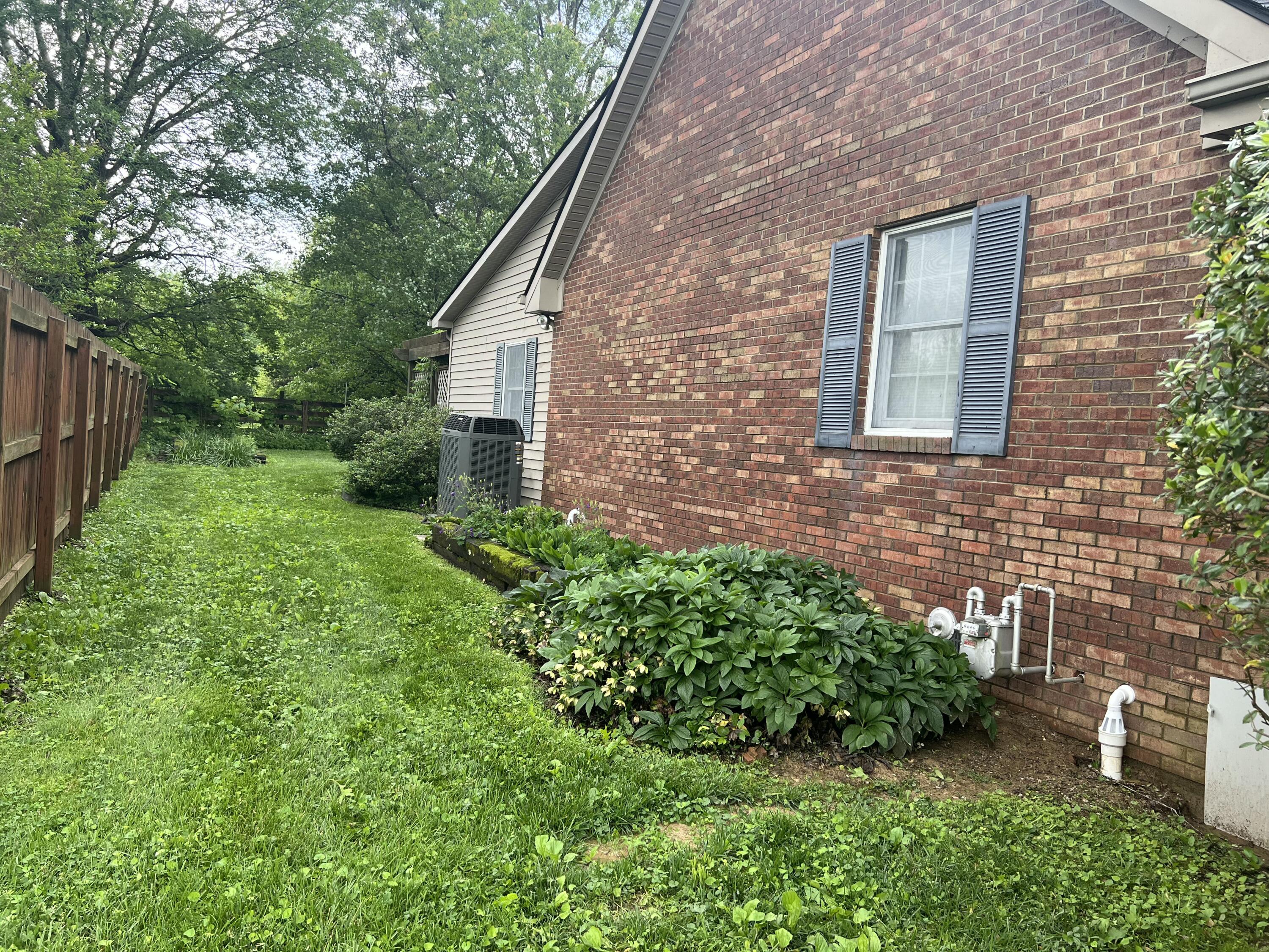 222 Peachbloom Hill Road Berea, KY 40403 - Photo 32 of 32 IMG_20250516_213857 (4)