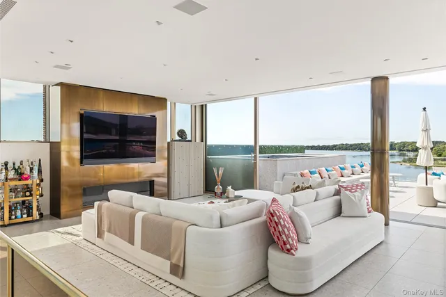 $34,995,000 | 2 A West Water Street, Sag Harbor, NY 11963