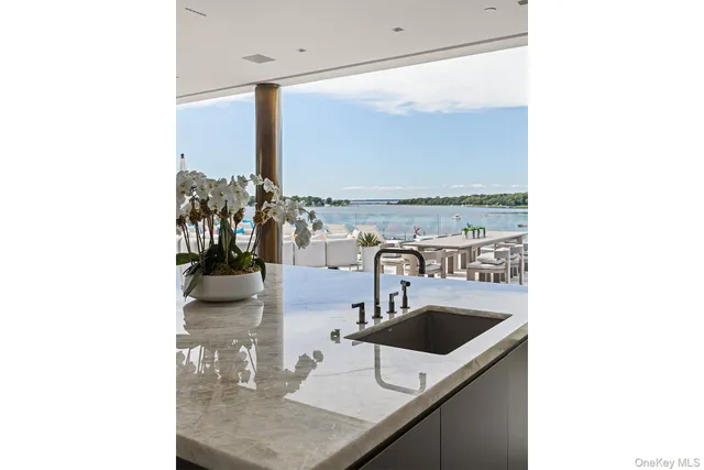 $34,995,000 | 2 A West Water Street, Sag Harbor, NY 11963