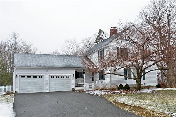 11 Old Farm Road North Andover, MA 01845 - Photo 2 of 24 Gallery Image 2