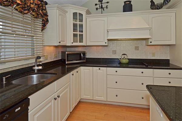 11 Old Farm Road North Andover, MA 01845 - Photo 5 of 24 Gallery Image 5