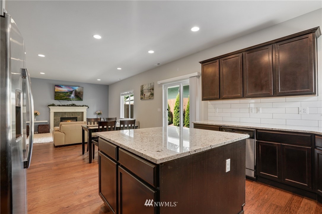 109 157th Lane Southeast Bothell, WA 98012 - Photo 11 of 40 Gallery Image 11
