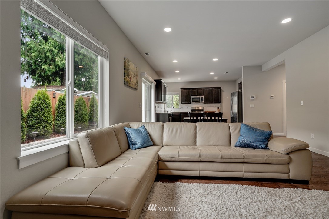 109 157th Lane Southeast Bothell, WA 98012 - Photo 18 of 40 Gallery Image 18