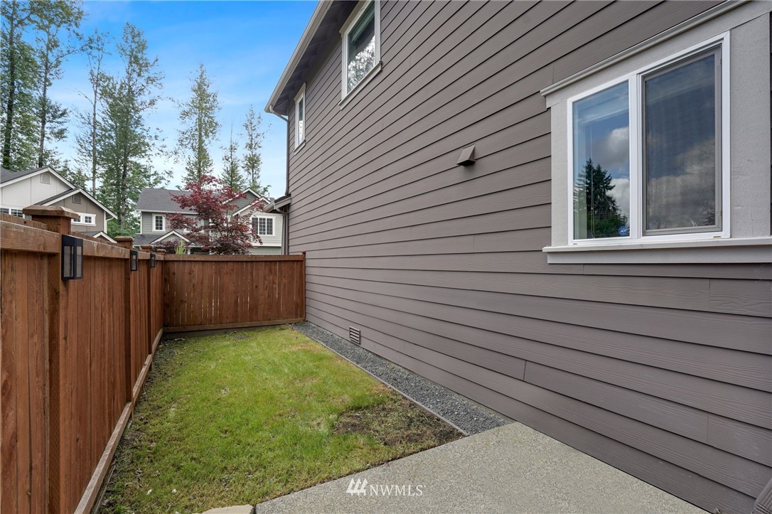 109 157th Lane Southeast Bothell, WA 98012 - Photo 38 of 40 Gallery Image 38