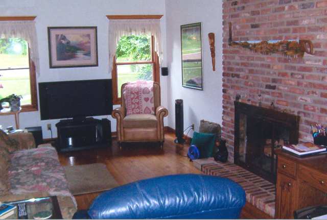 6215 North Post Oak Road Peoria, IL 61615 - Photo 4 of 6 Gallery Image 4