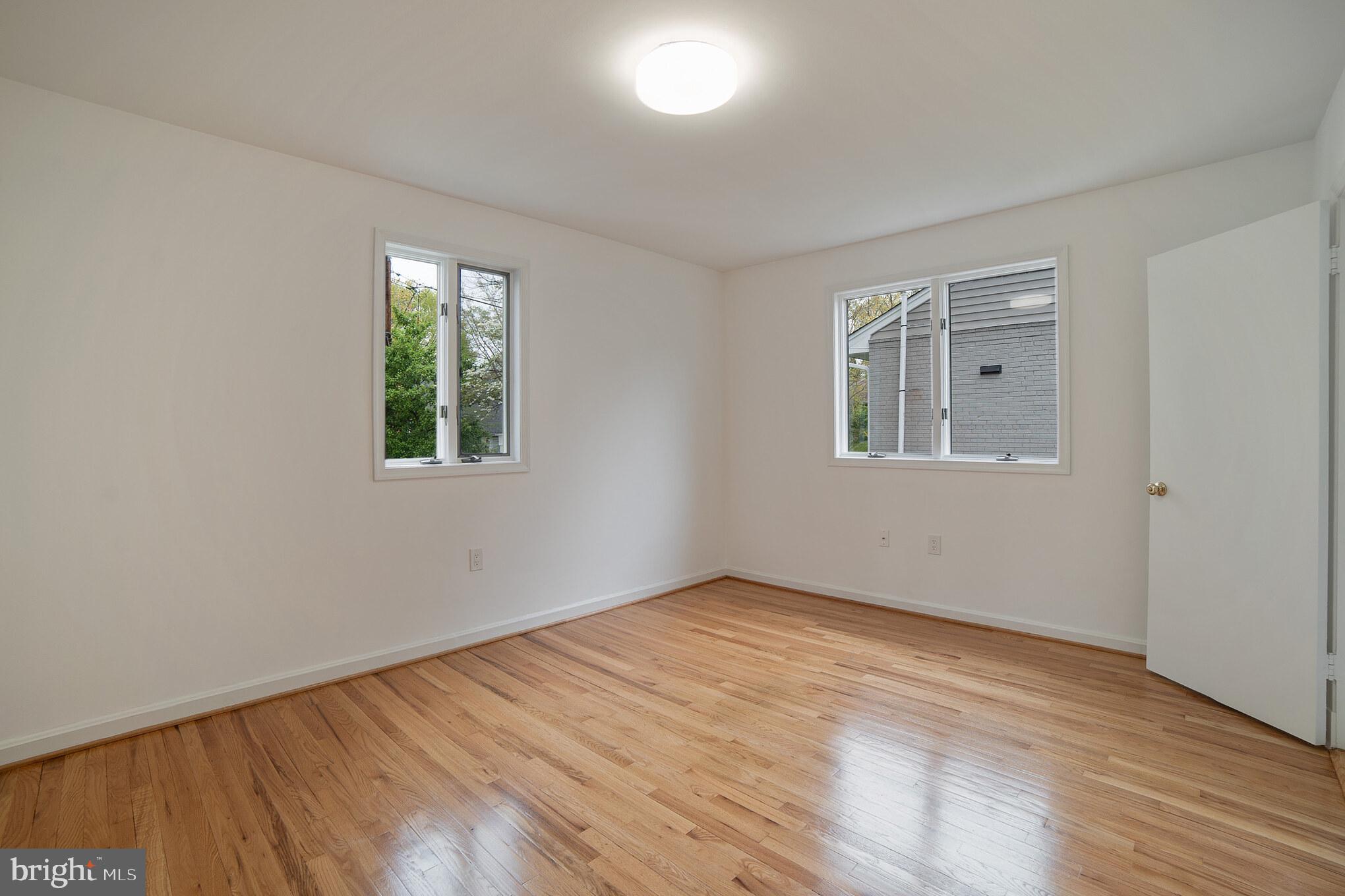 4929 Jamestown Road Bethesda, MD 20816 - Photo 22 of 39 Master bedroom