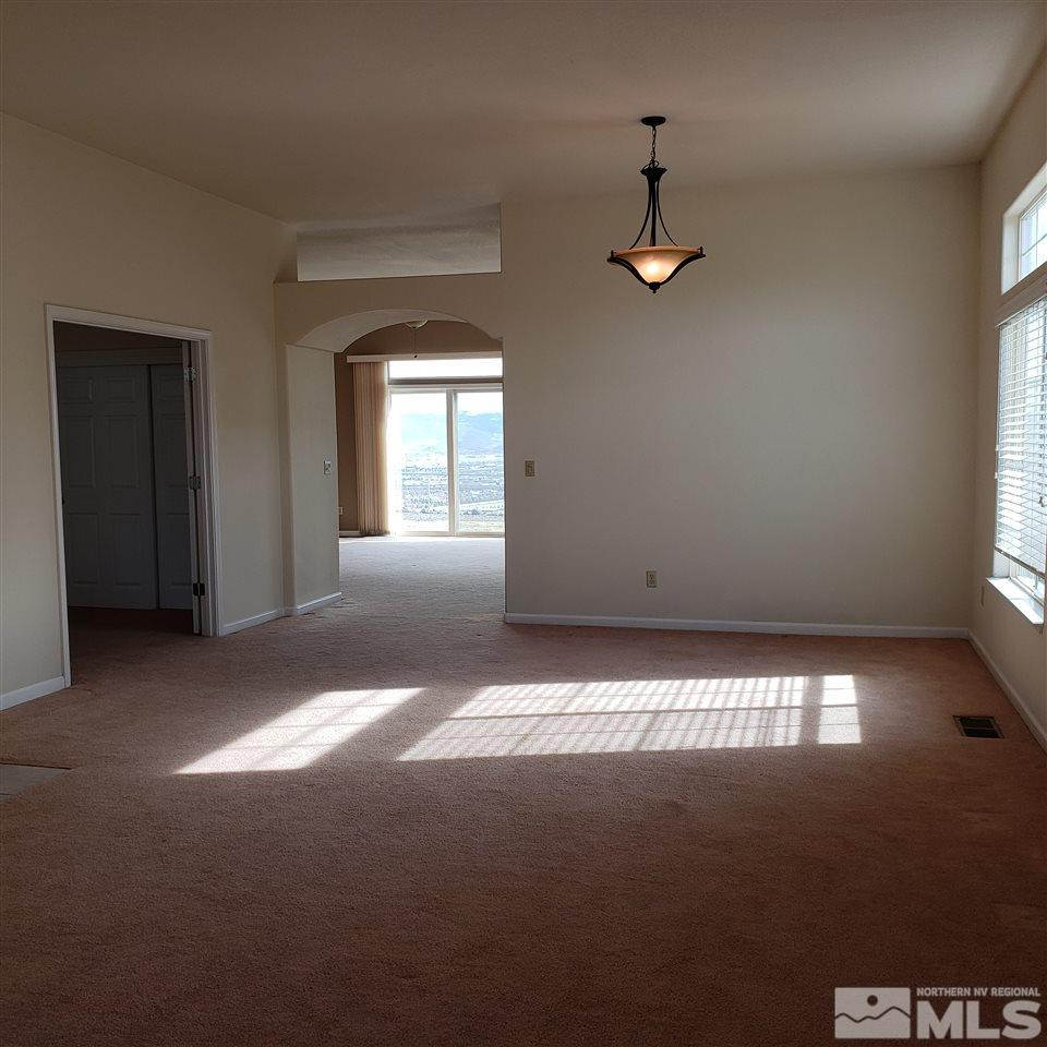 986 University Place Reno, NV 89512 - Photo 17 of 25 a view of empty room with window