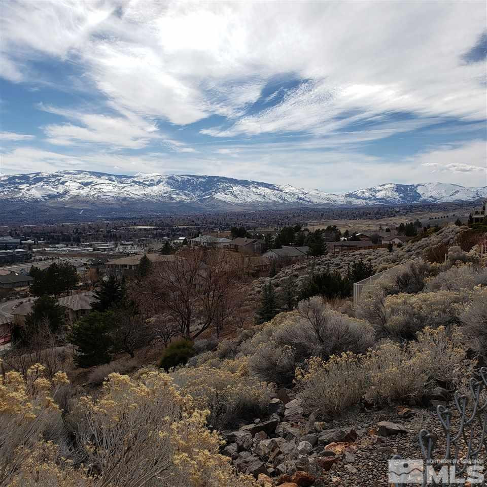 986 University Place Reno, NV 89512 - Photo 4 of 25 a view of a sky view