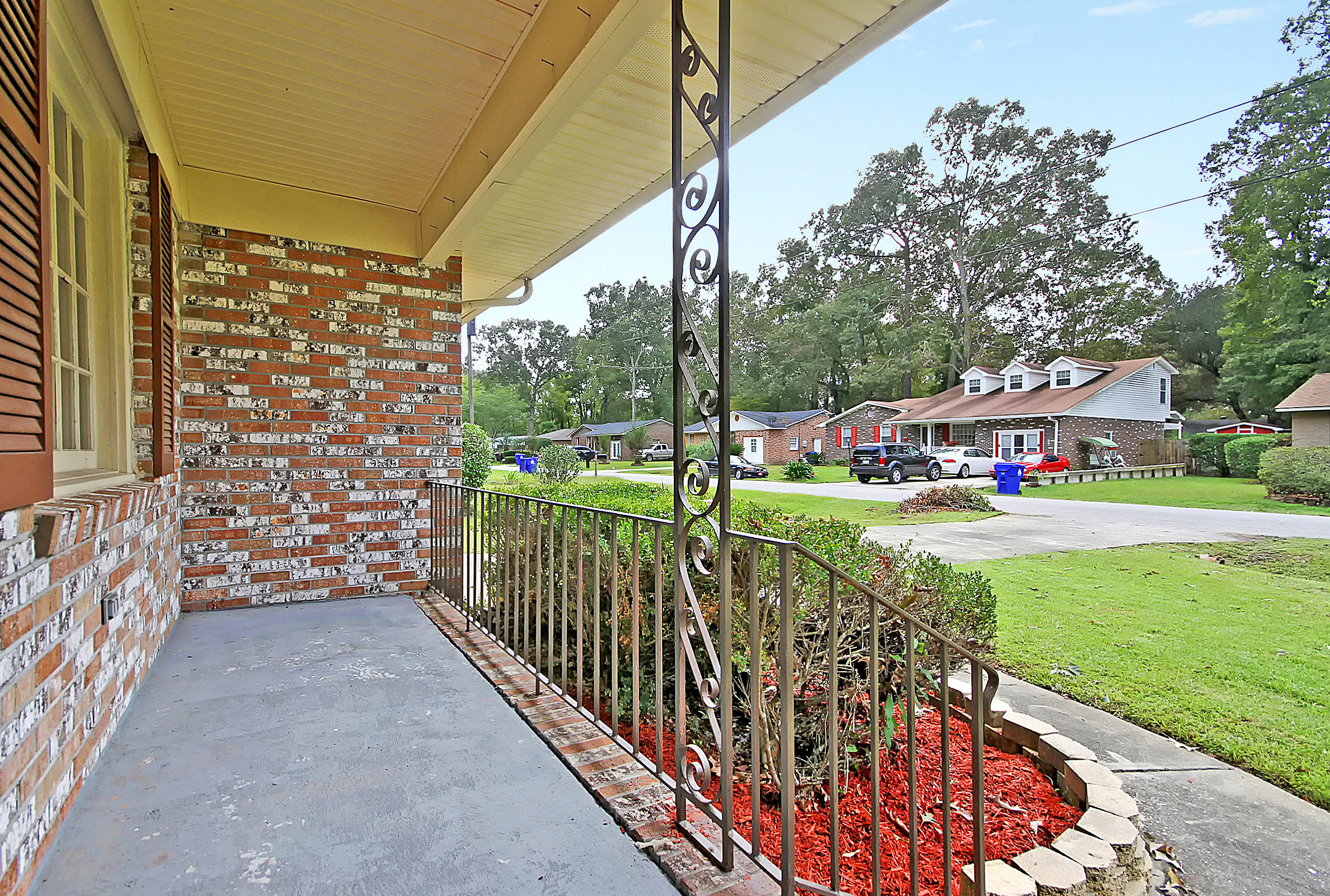780 Hitching Post Road Charleston, SC 29414 - Photo 4 of 22 IMG_8196 copy