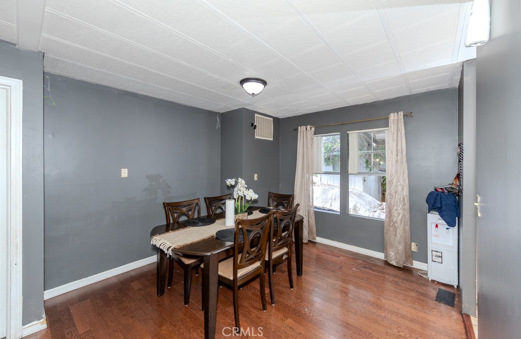 17701 Avalon Boulevard Carson, CA 90746 - Photo 5 of 13