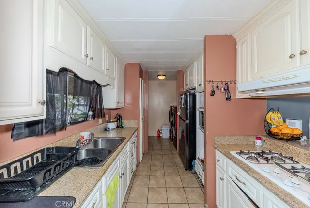 $365,000 | 17701 Avalon Boulevard, Carson, CA 90746