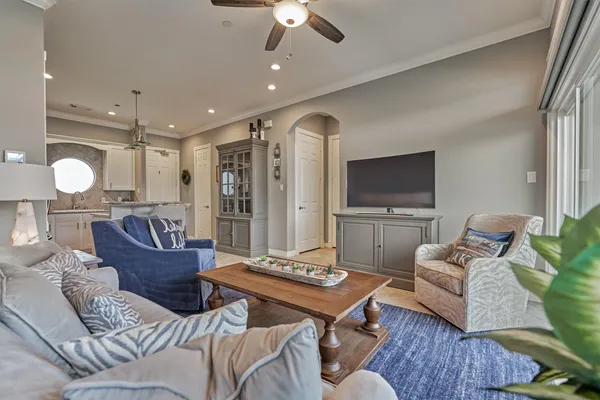 $299,000 | 168 Lake Point Boulevard, Unit D103, Montgomery, TX 77356