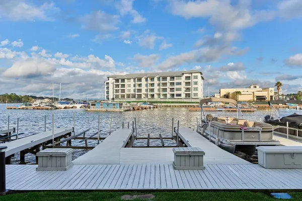 $299,000 | 168 Lake Point Boulevard, Unit D103, Montgomery, TX 77356