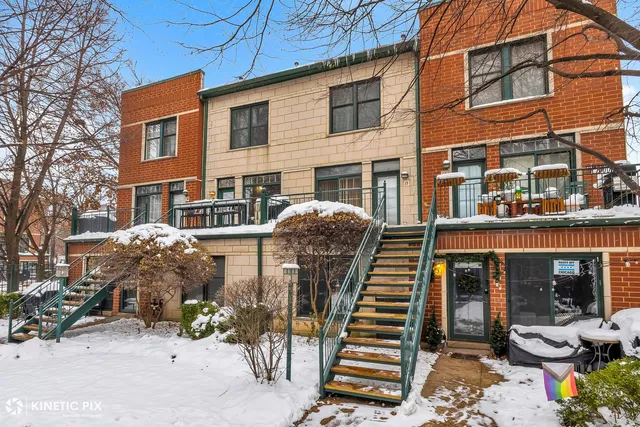 $495,000 | 1812 South Clark Street, Unit 15, Chicago, IL 60616