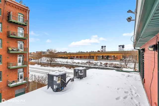 $495,000 | 1812 South Clark Street, Unit 15, Chicago, IL 60616