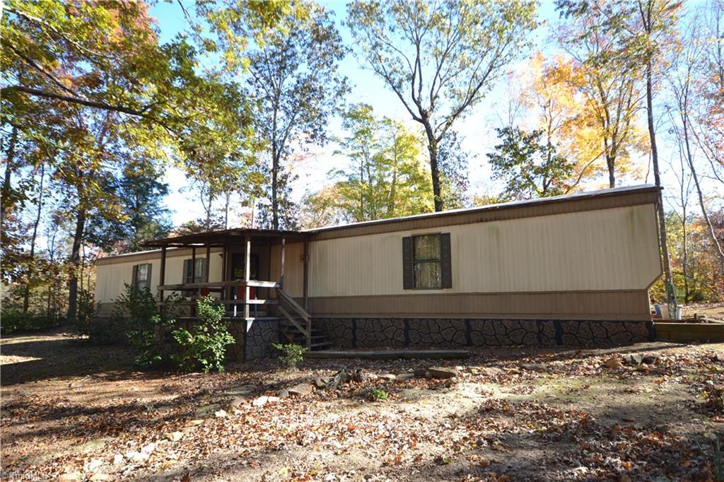 4295 Beckerdite Road Sophia, NC 27350 - Photo 4 of 16 Gallery Image 4